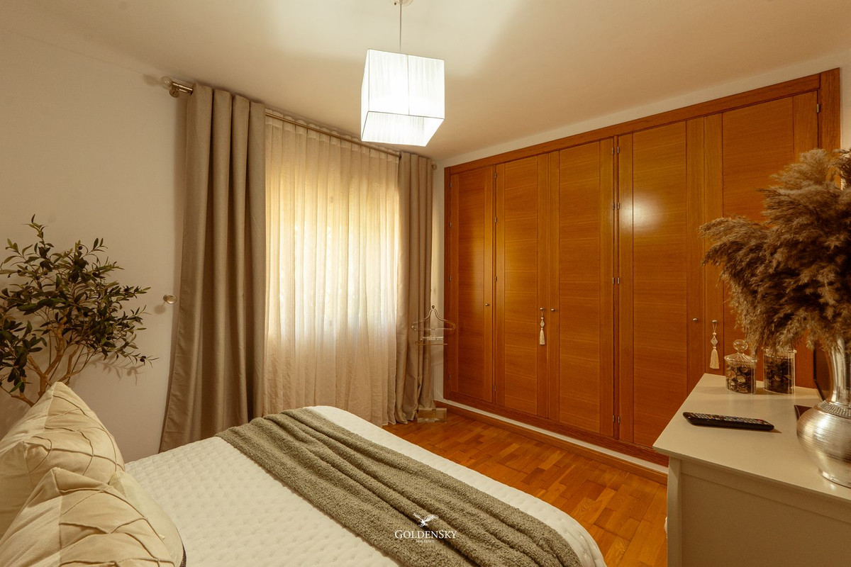 Appartement te koop in Estepona | 3 slaapkamers H5371732