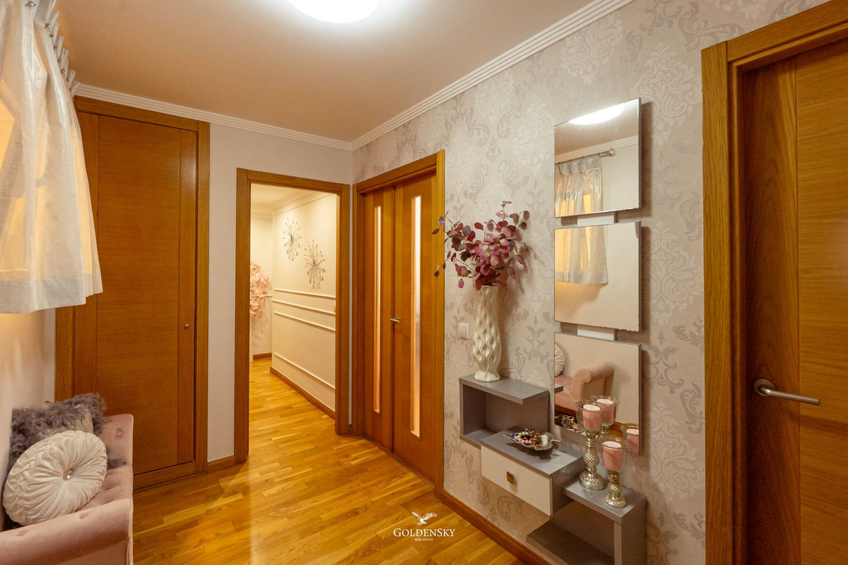 Appartement te koop in Estepona | 3 slaapkamers H5371732