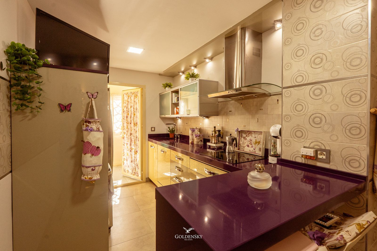 Appartement te koop in Estepona | 3 slaapkamers H5371732