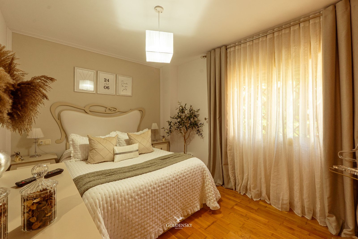 Appartement te koop in Estepona | 3 slaapkamers H5371732