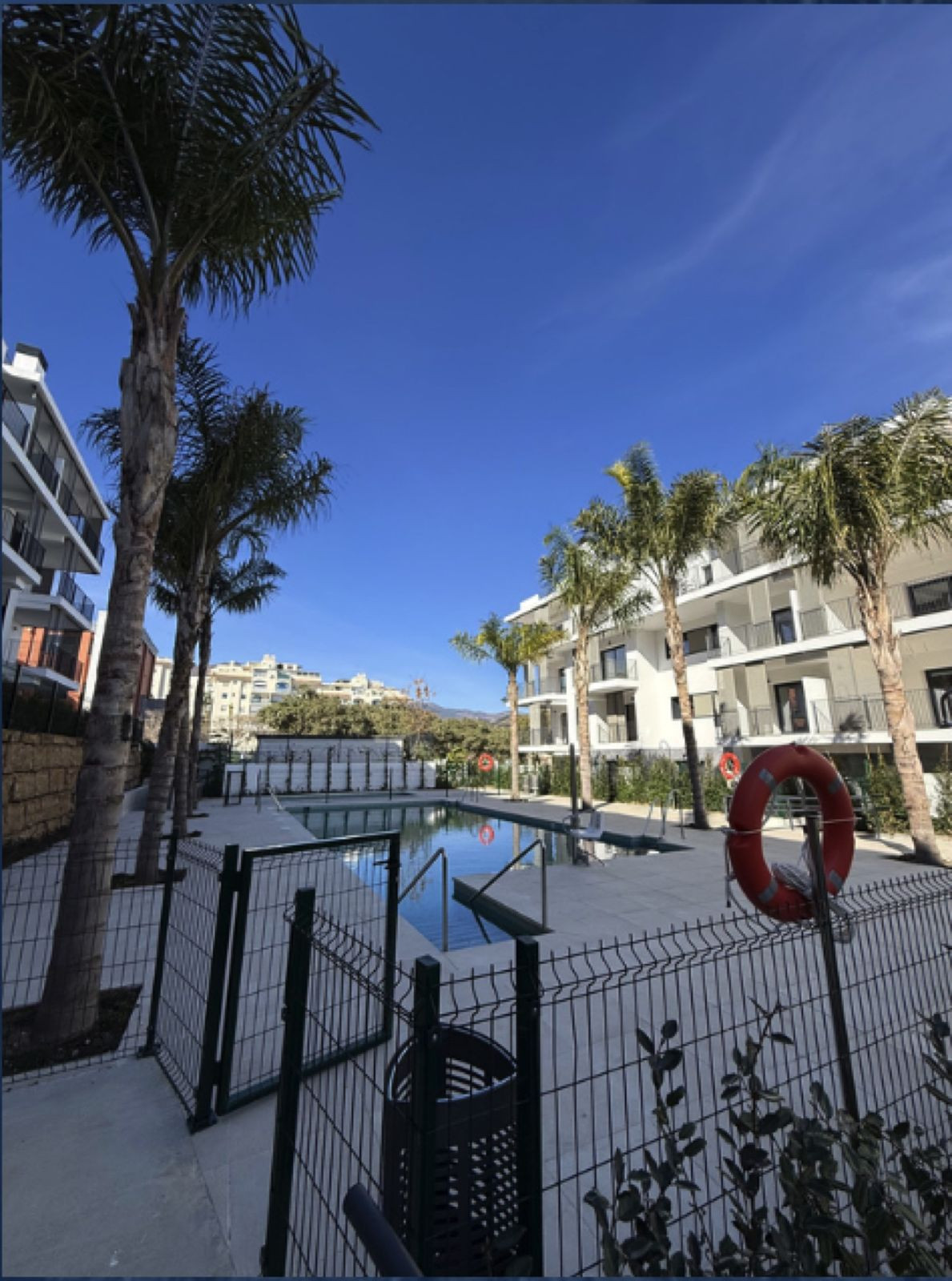 Appartement te koop in Estepona | 2 slaapkamers H5371825