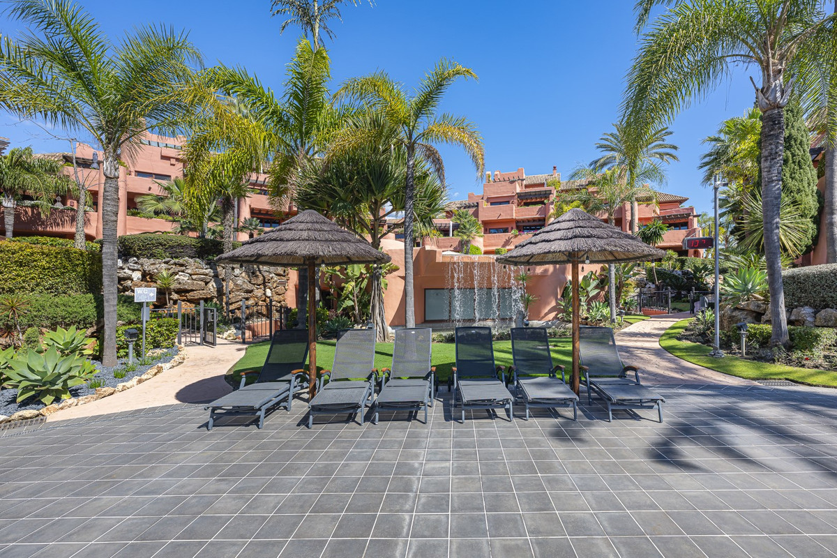 Appartement te koop in Estepona | 3 slaapkamers H5372071