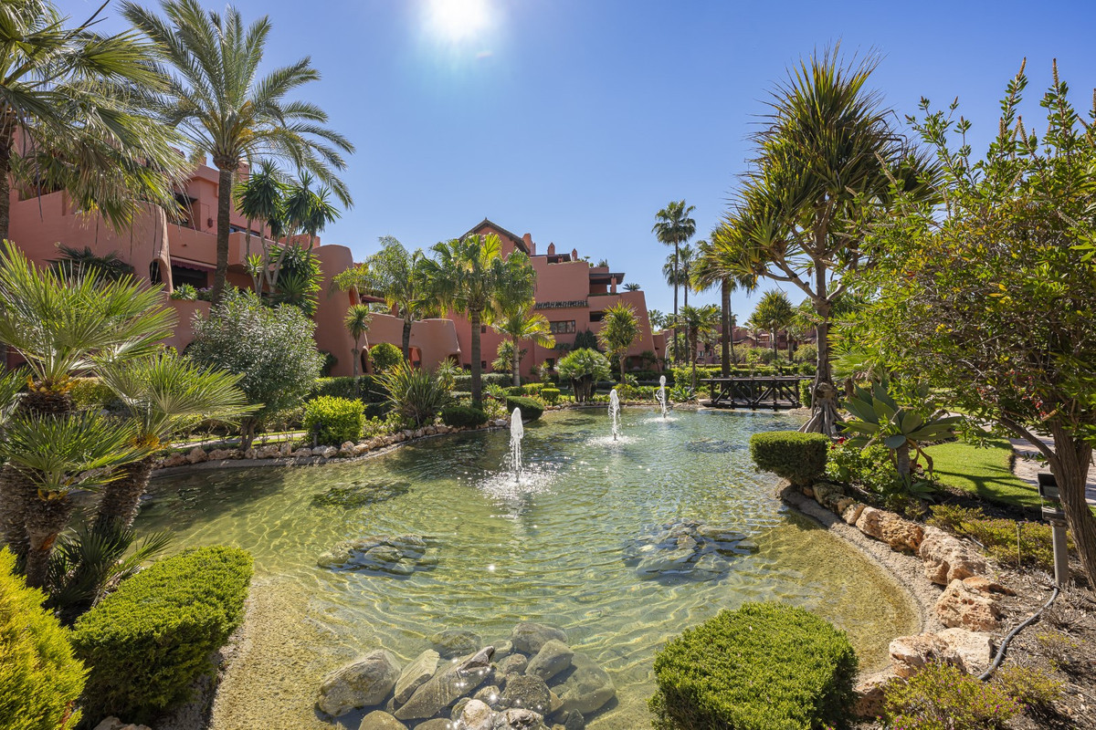 Appartement te koop in Estepona | 3 slaapkamers H5372071