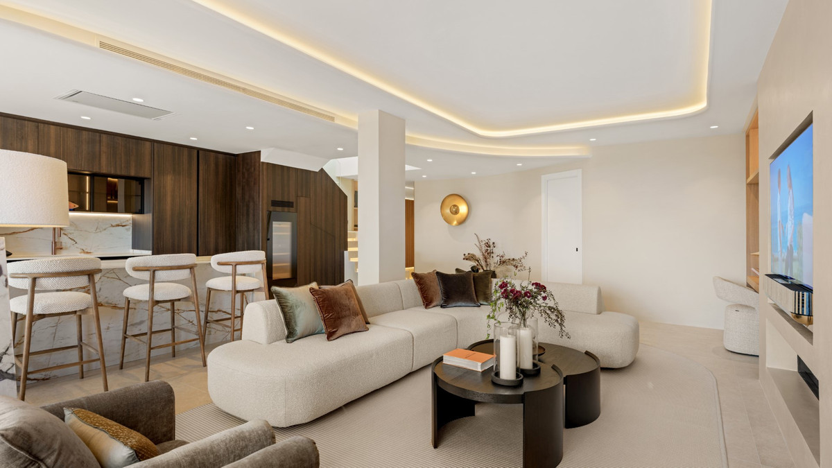 Appartement te koop in Estepona | 3 slaapkamers H5372071