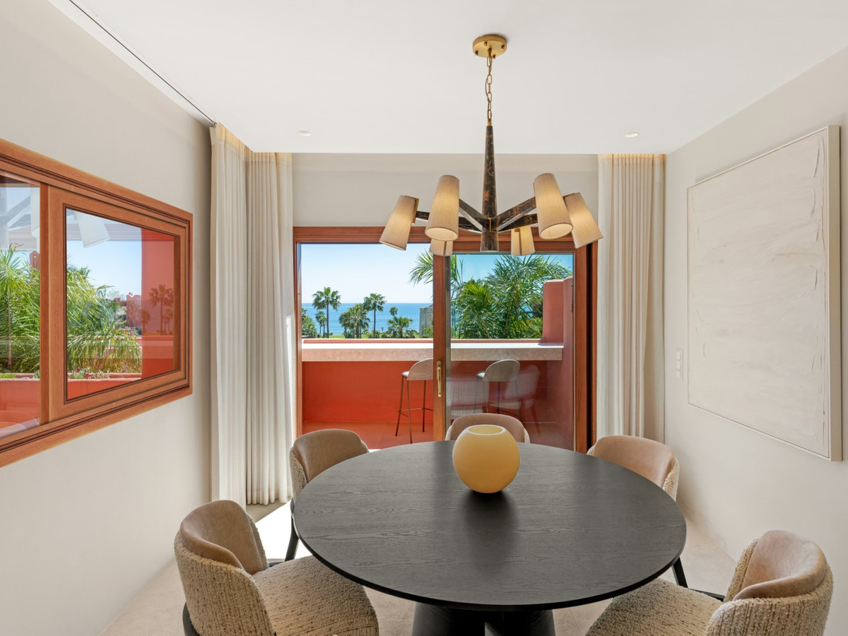 Appartement te koop in Estepona | 3 slaapkamers H5372071