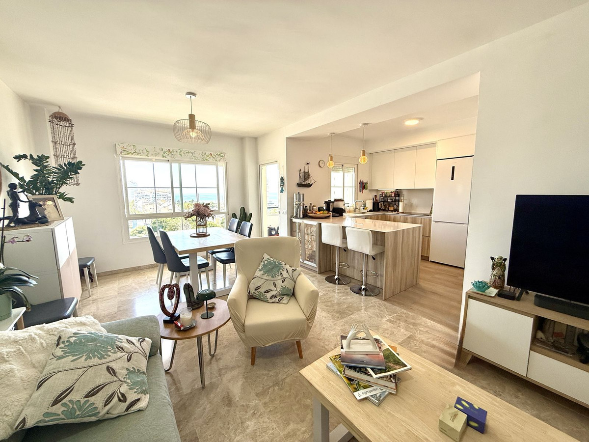 Appartement te koop in Estepona | 3 slaapkamers H5373049