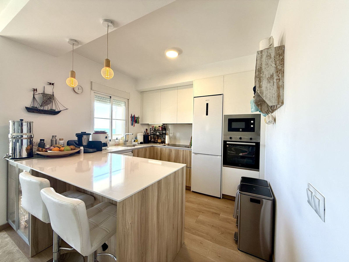 Appartement te koop in Estepona | 3 slaapkamers H5373049