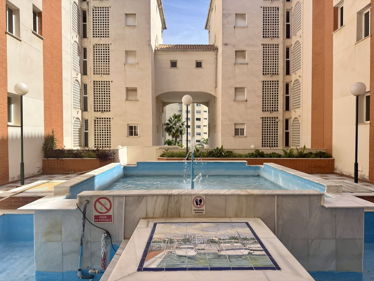 Appartement te koop in Estepona | 3 slaapkamers H5373049
