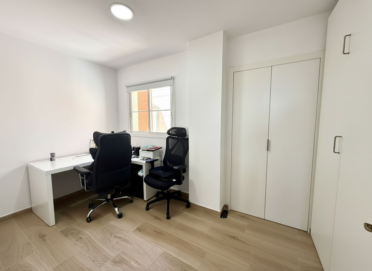 Appartement te koop in Estepona | 3 slaapkamers H5373049