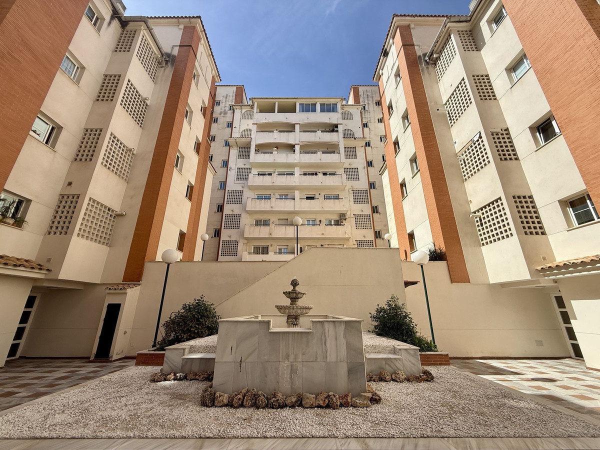 Appartement te koop in Estepona | 3 slaapkamers H5373049