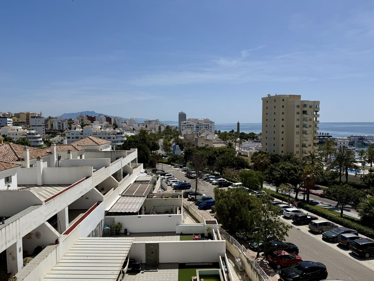 Appartement te koop in Estepona | 3 slaapkamers H5373049