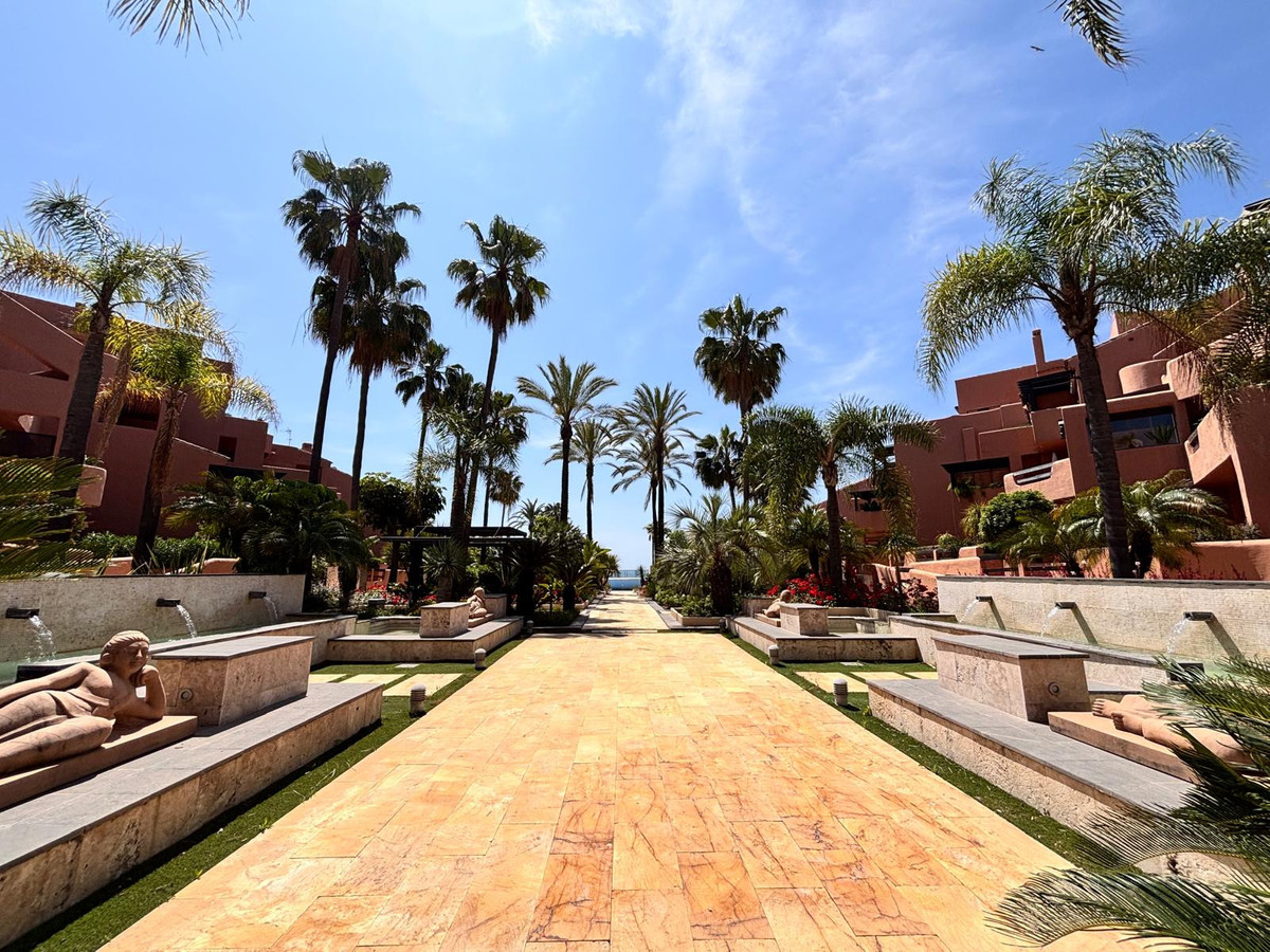 Appartement te koop in Estepona | 3 slaapkamers H5373142