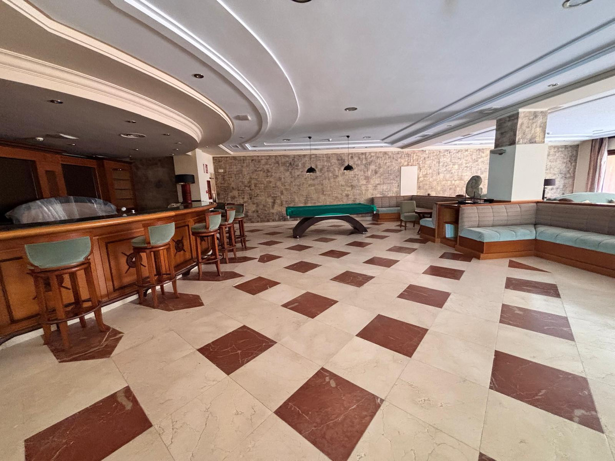 Appartement te koop in Estepona | 3 slaapkamers H5373142