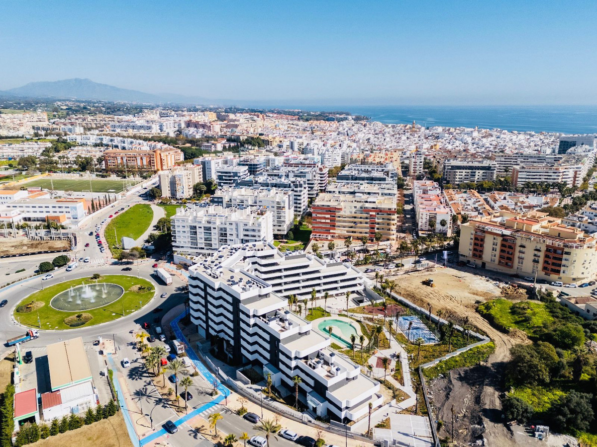 Duplex te koop in Estepona | 3 slaapkamers H5373187