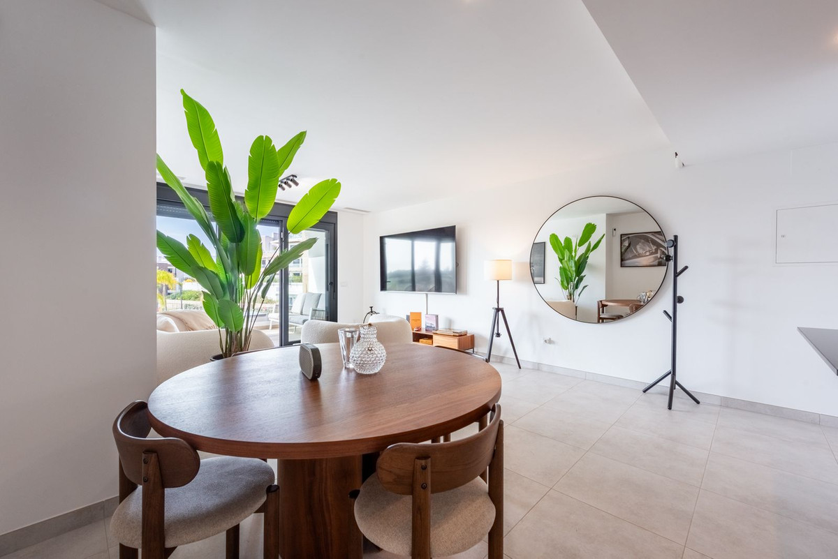 Appartement te koop in Estepona | 2 slaapkamers H5373775