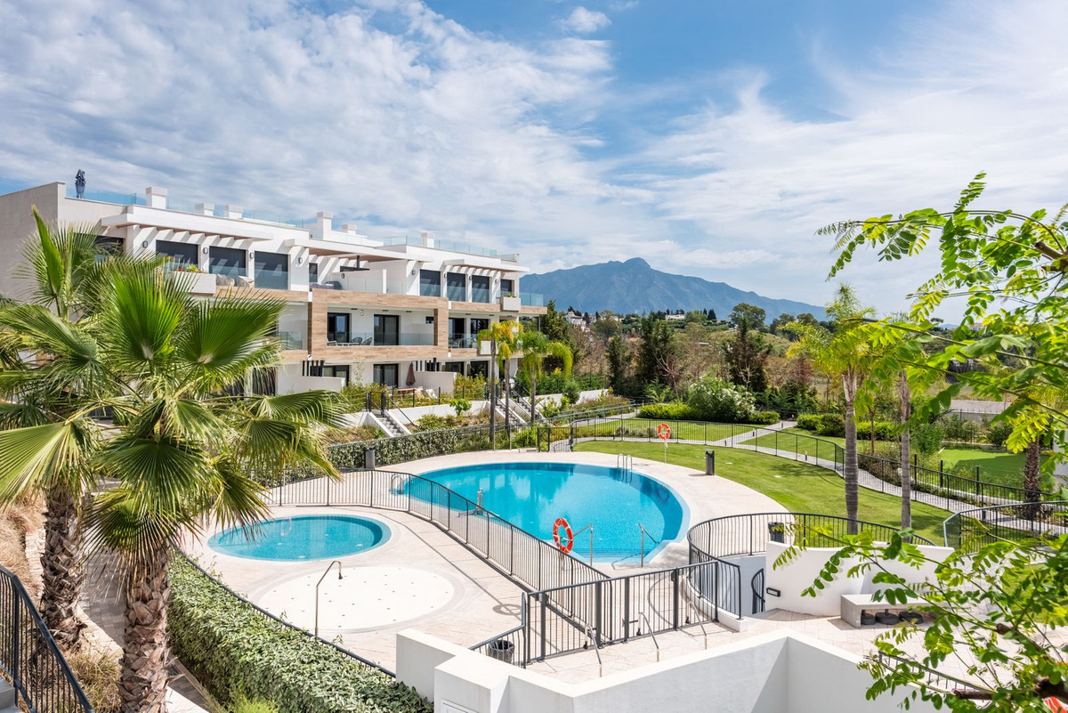 Appartement te koop in Estepona | 2 slaapkamers H5373775