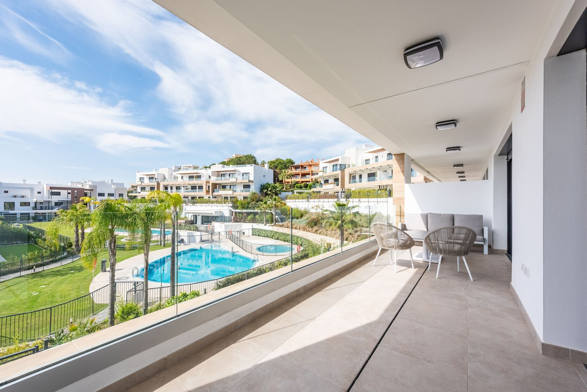 Appartement te koop in Estepona | 2 slaapkamers H5373775