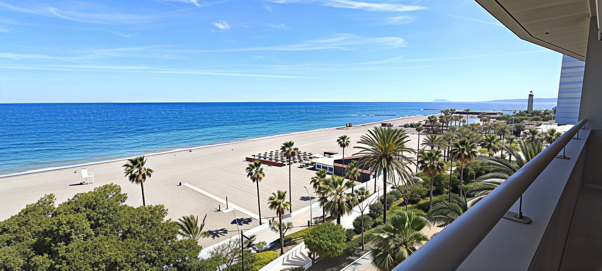 Appartement te koop in Estepona | 3 slaapkamers H5373820