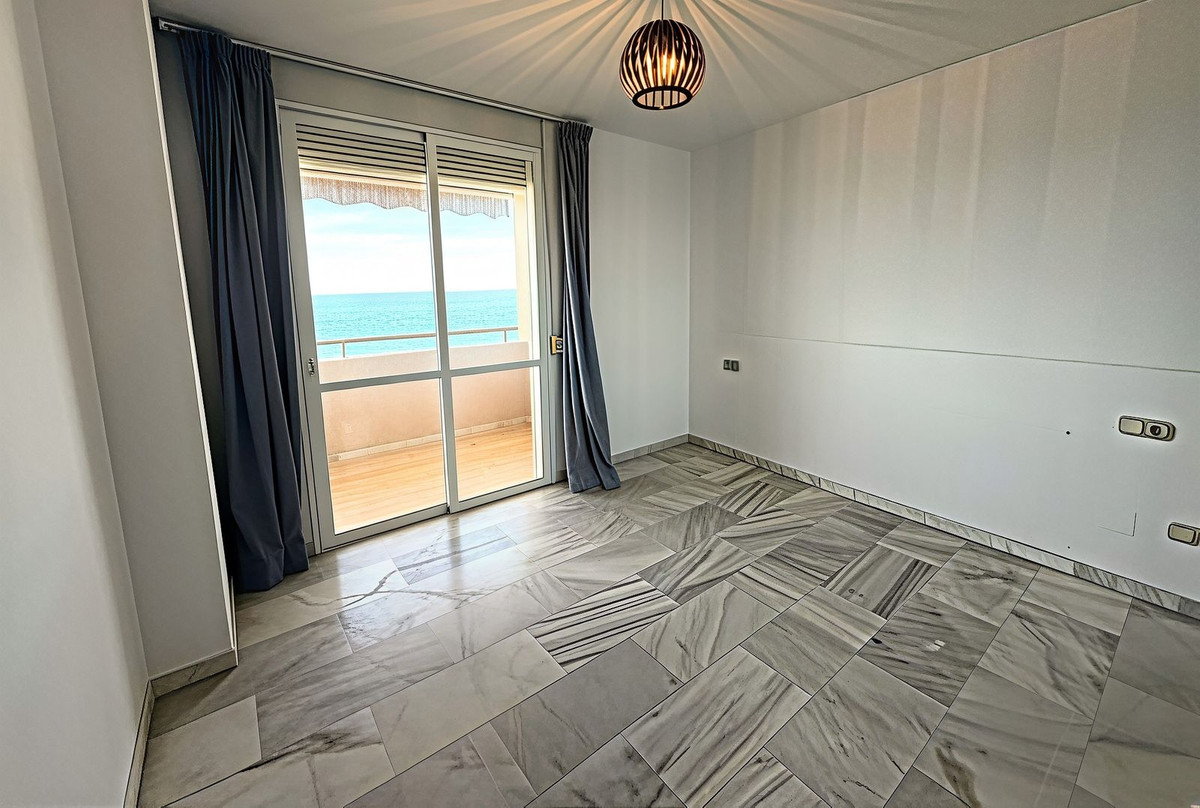 Appartement te koop in Estepona | 3 slaapkamers H5373820