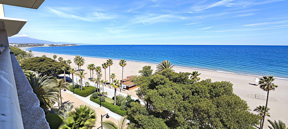 Appartement te koop in Estepona | 3 slaapkamers H5373820