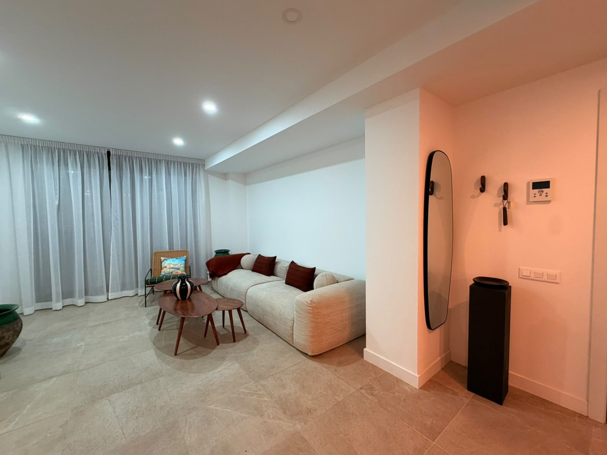 Appartement te koop in Estepona | 2 slaapkamers H5374513