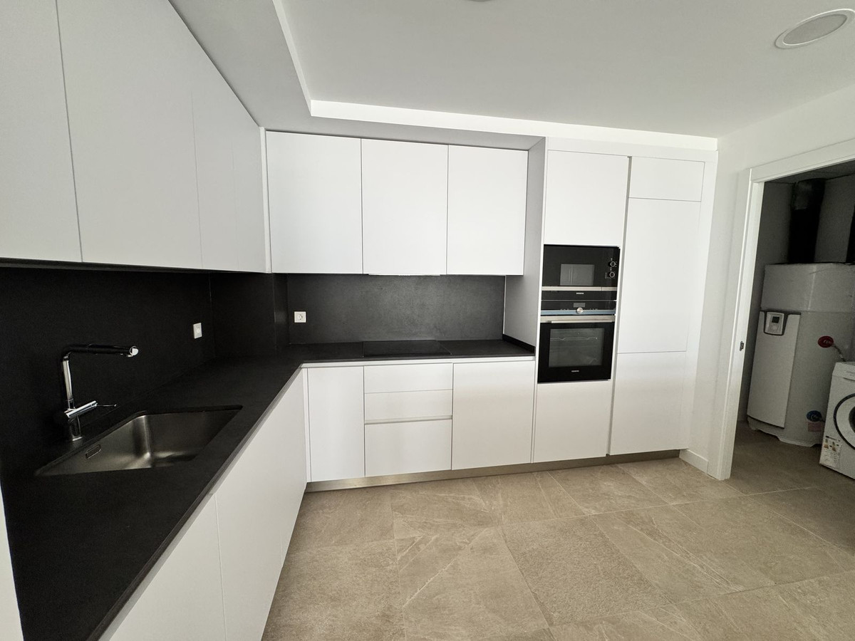 Appartement te koop in Estepona | 2 slaapkamers H5374513