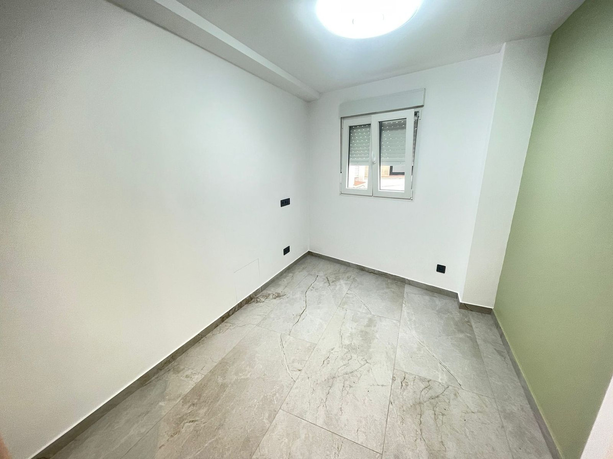 Appartement te koop in Estepona | 3 slaapkamers H5374540