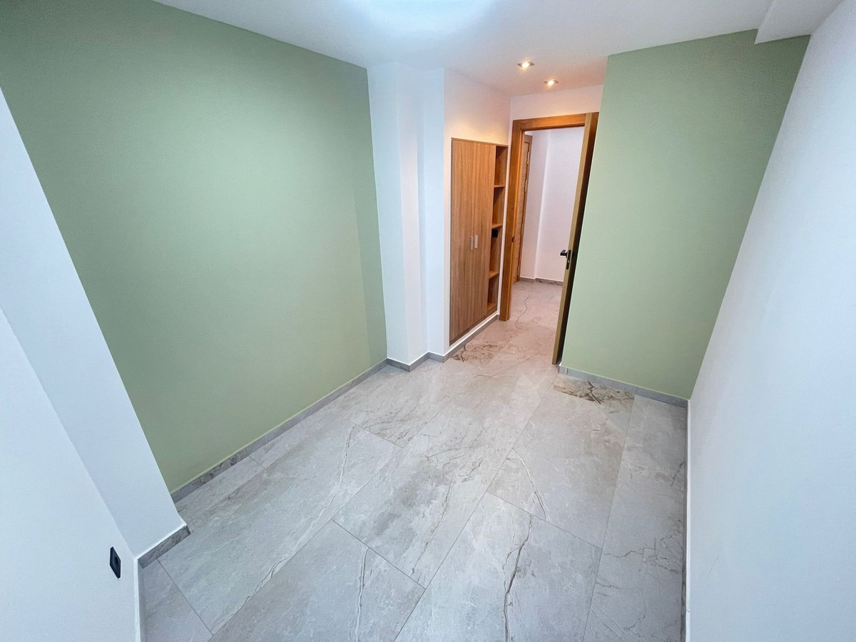 Appartement te koop in Estepona | 3 slaapkamers H5374540