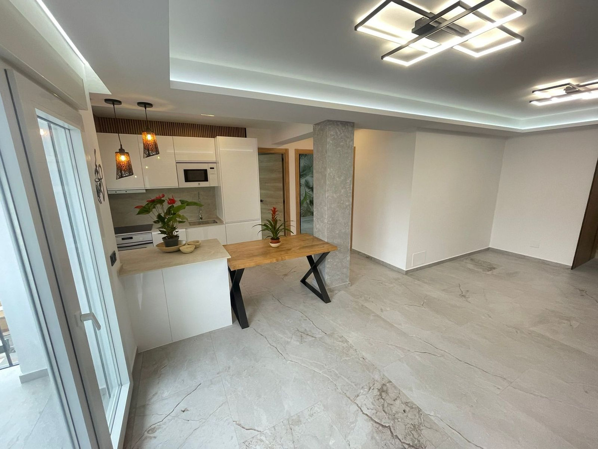 Appartement te koop in Estepona | 3 slaapkamers H5374540