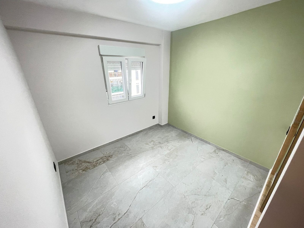 Appartement te koop in Estepona | 3 slaapkamers H5374540