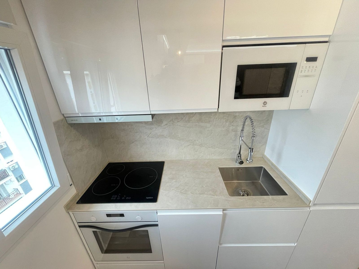 Appartement te koop in Estepona | 3 slaapkamers H5374540