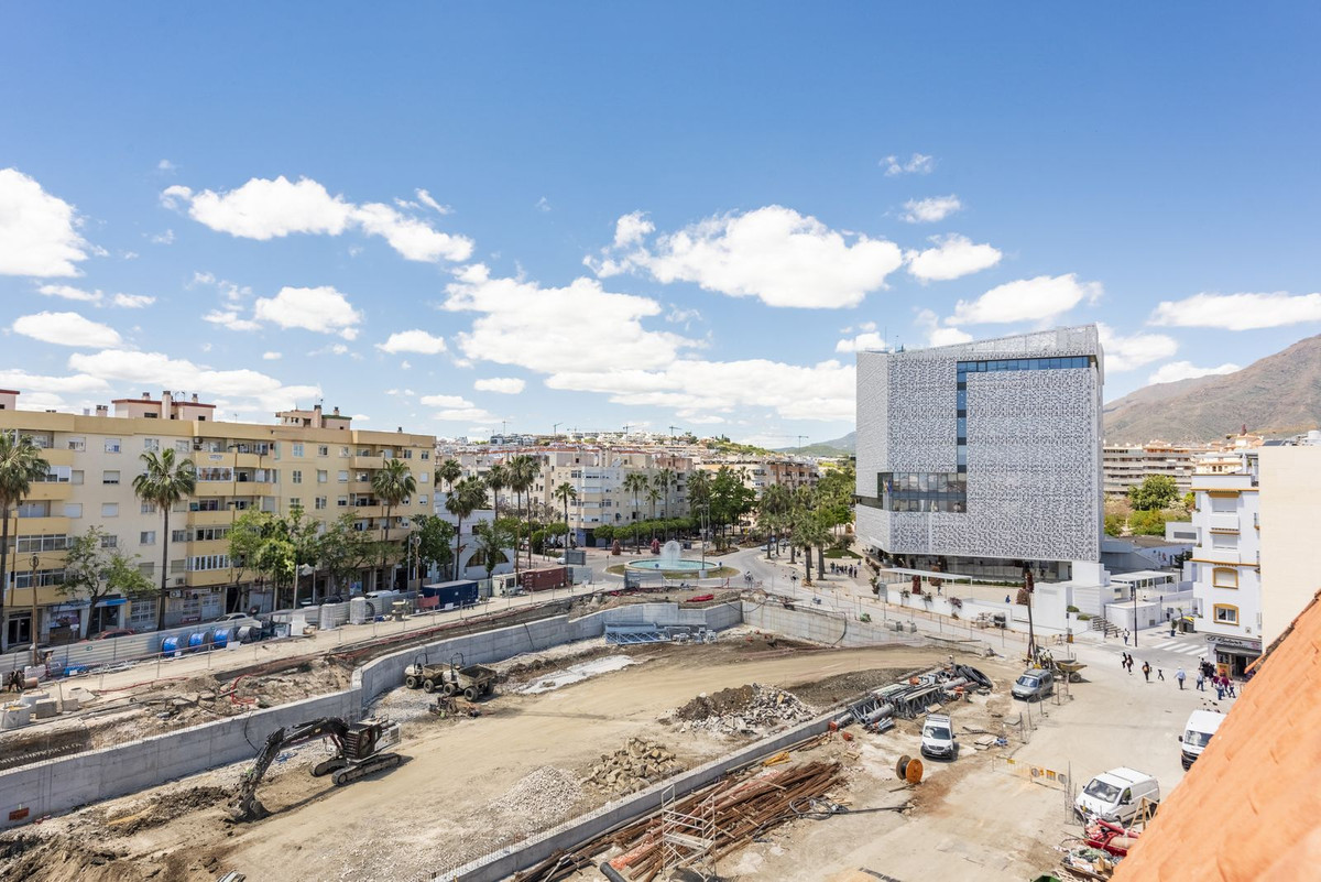 Appartement te koop in Estepona | 4 slaapkamers H5374549
