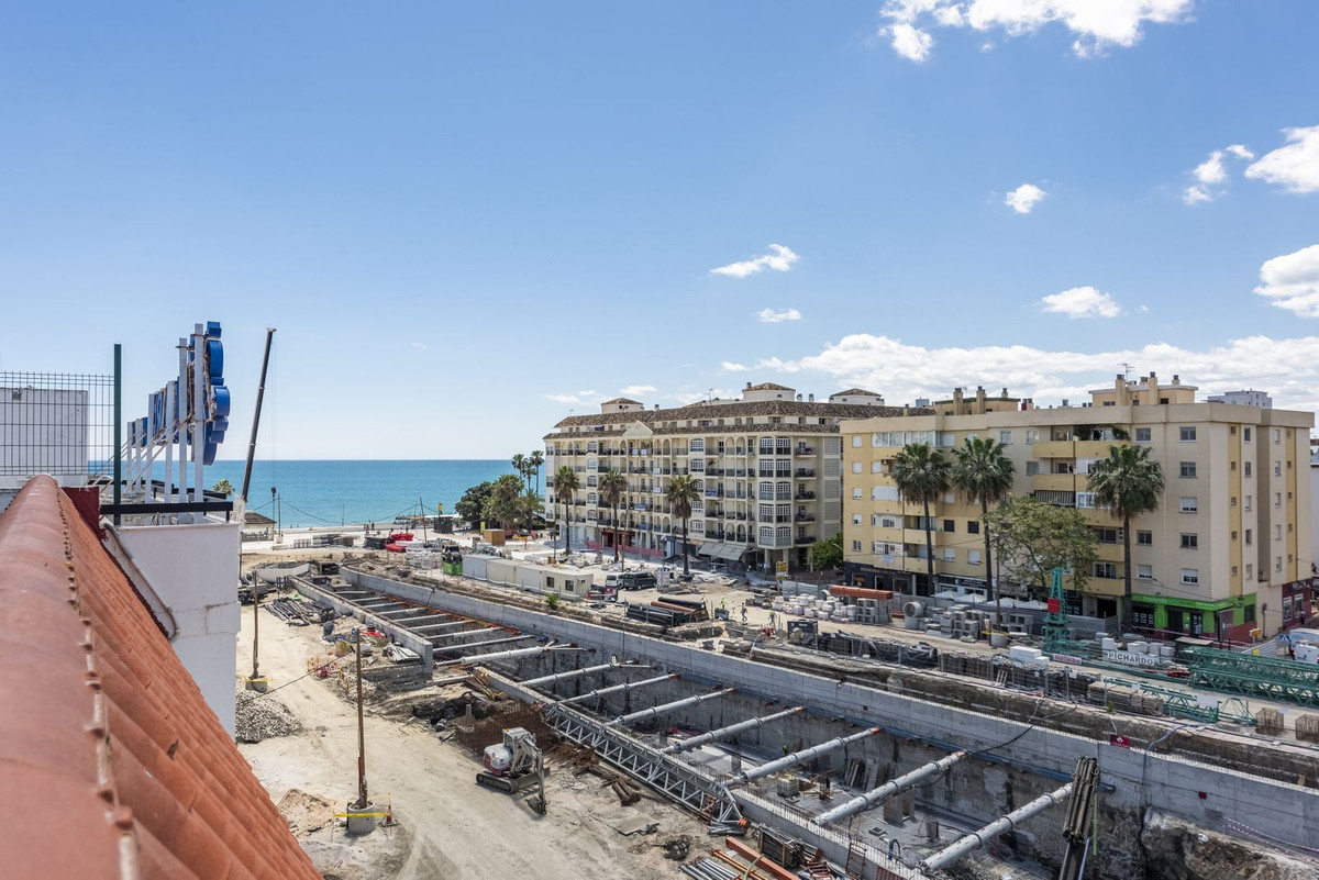 Appartement te koop in Estepona | 4 slaapkamers H5374549