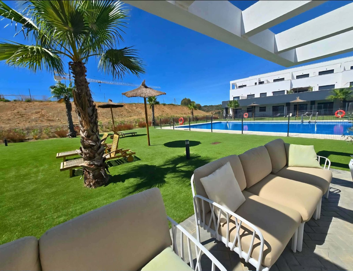 Appartement te koop in Estepona | 2 slaapkamers H5374786