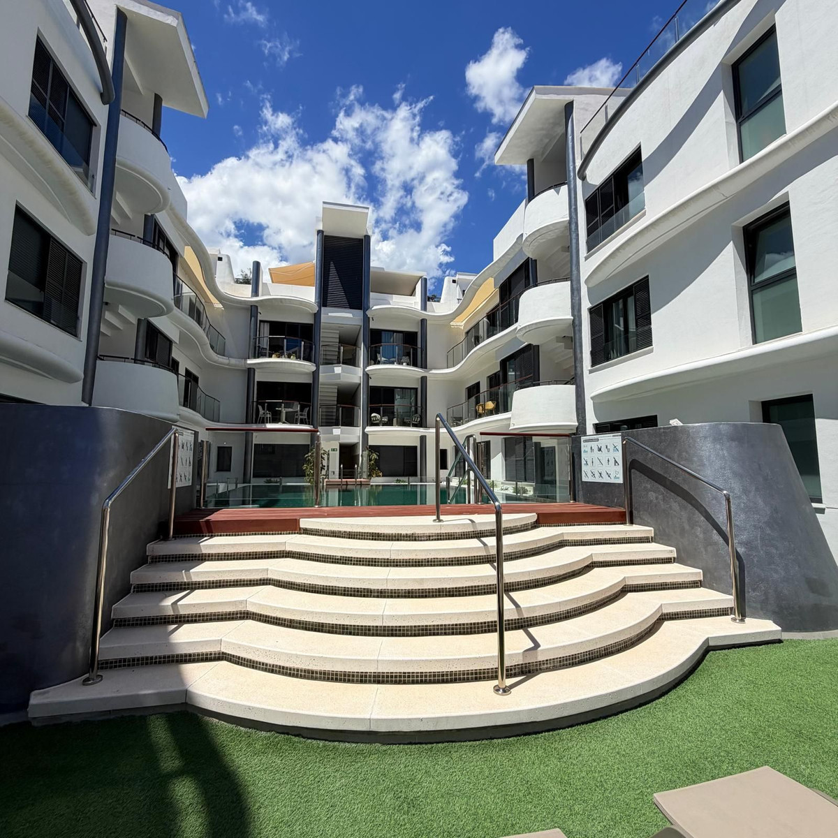 Appartement te koop in Estepona | 1 slaapkamers H5374915