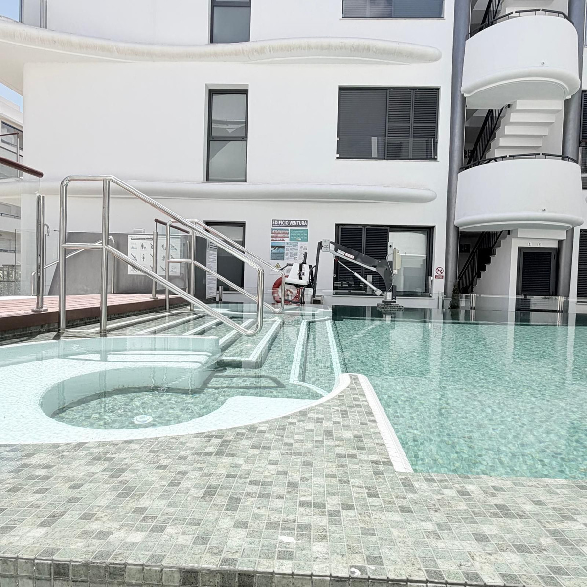 Appartement te koop in Estepona | 1 slaapkamers H5374915