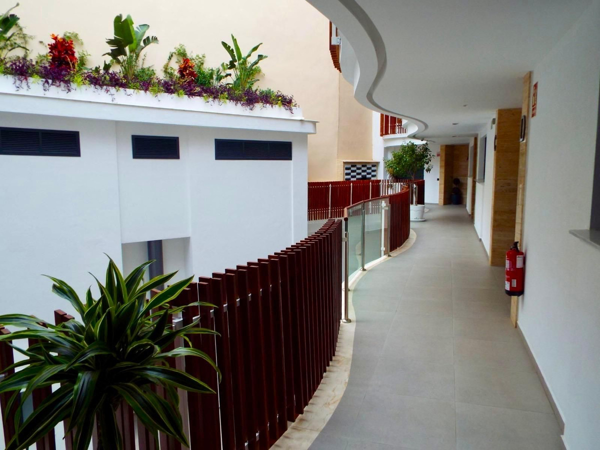 Appartement te koop in Estepona | 1 slaapkamers H5374915