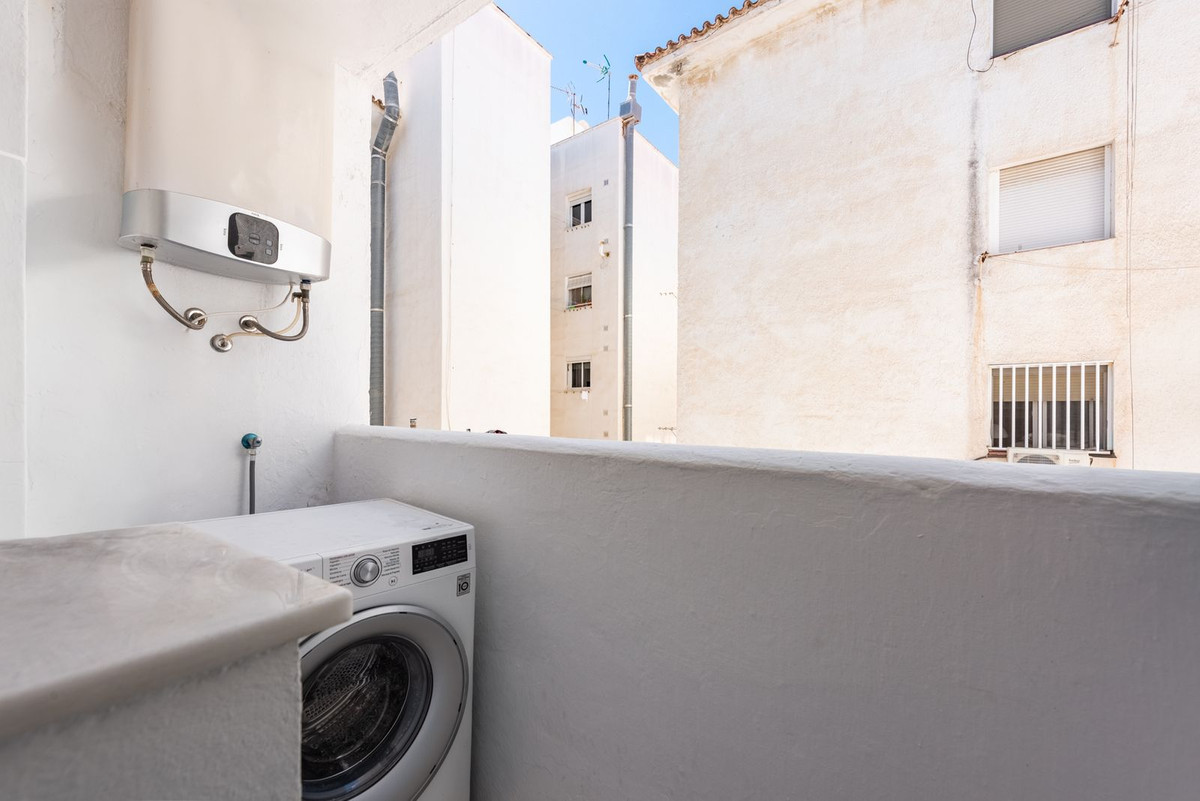 Appartement te koop in Estepona | 1 slaapkamers H5375911