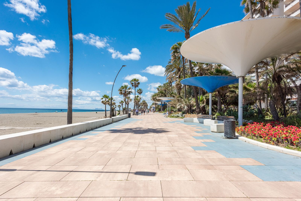 Appartement te koop in Estepona | 1 slaapkamers H5375911