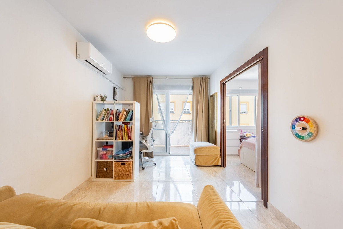 Appartement te koop in Estepona | 1 slaapkamers H5375911