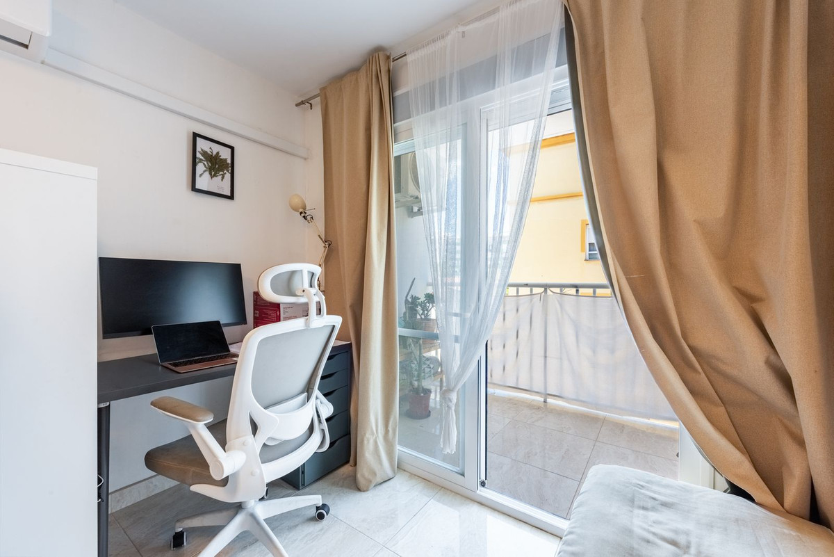 Appartement te koop in Estepona | 1 slaapkamers H5375911