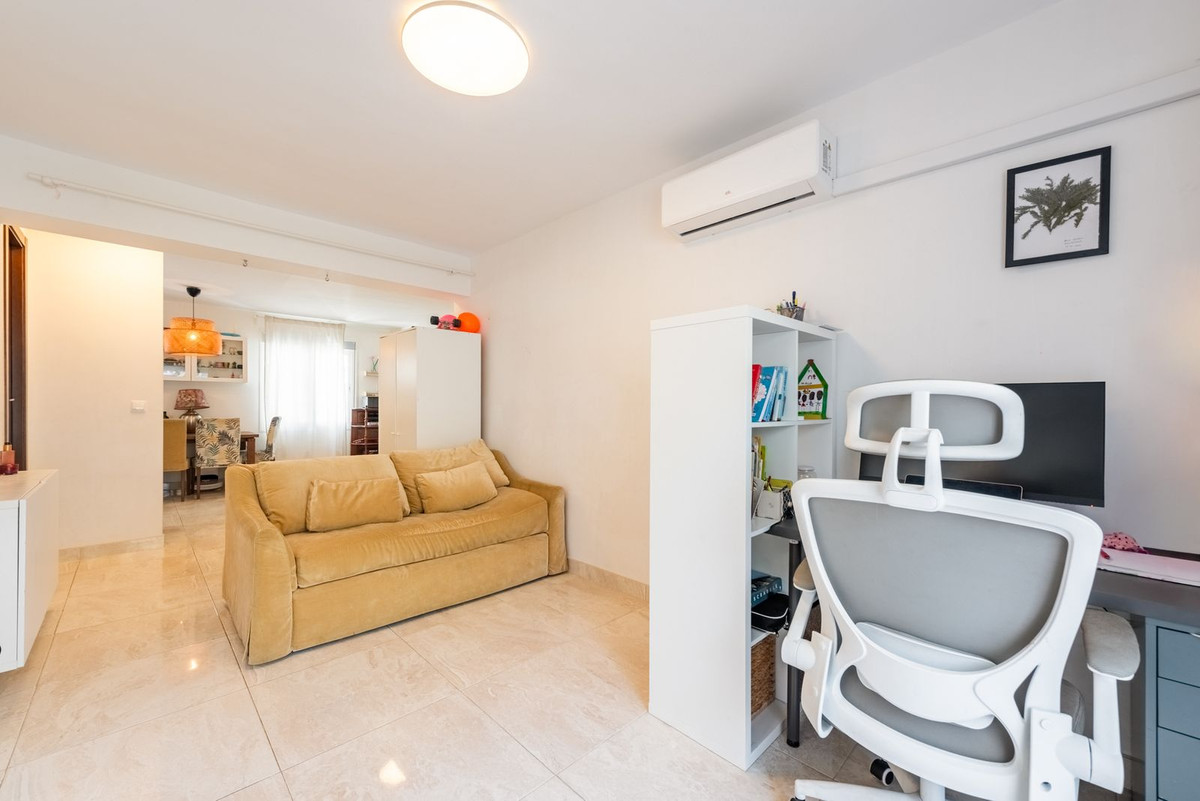 Appartement te koop in Estepona | 1 slaapkamers H5375911