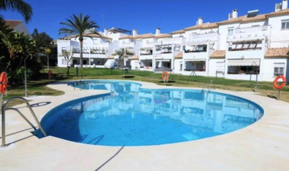 Duplex te koop in Estepona | 2 slaapkamers H5378338