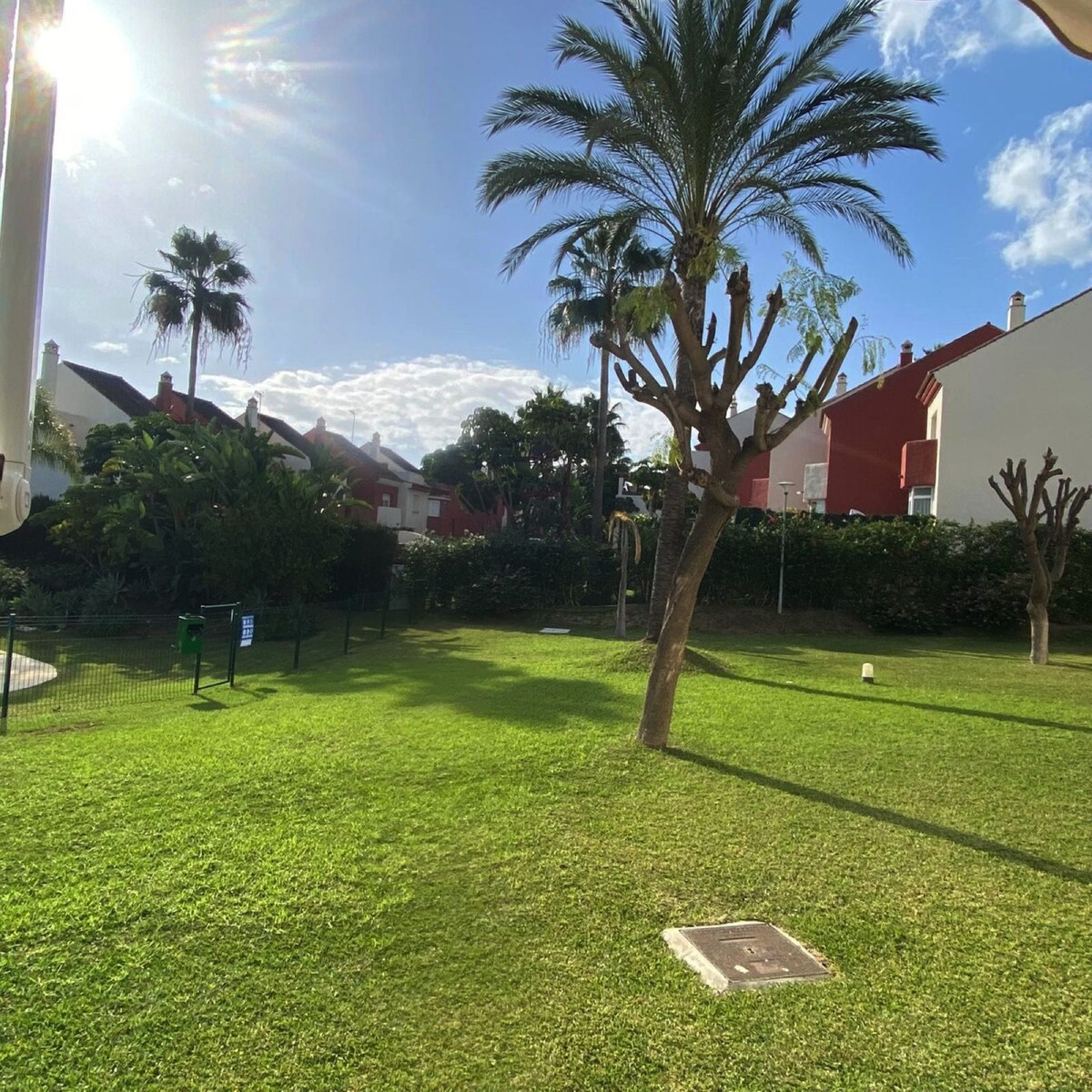 Duplex te koop in Estepona | 2 slaapkamers H5378338