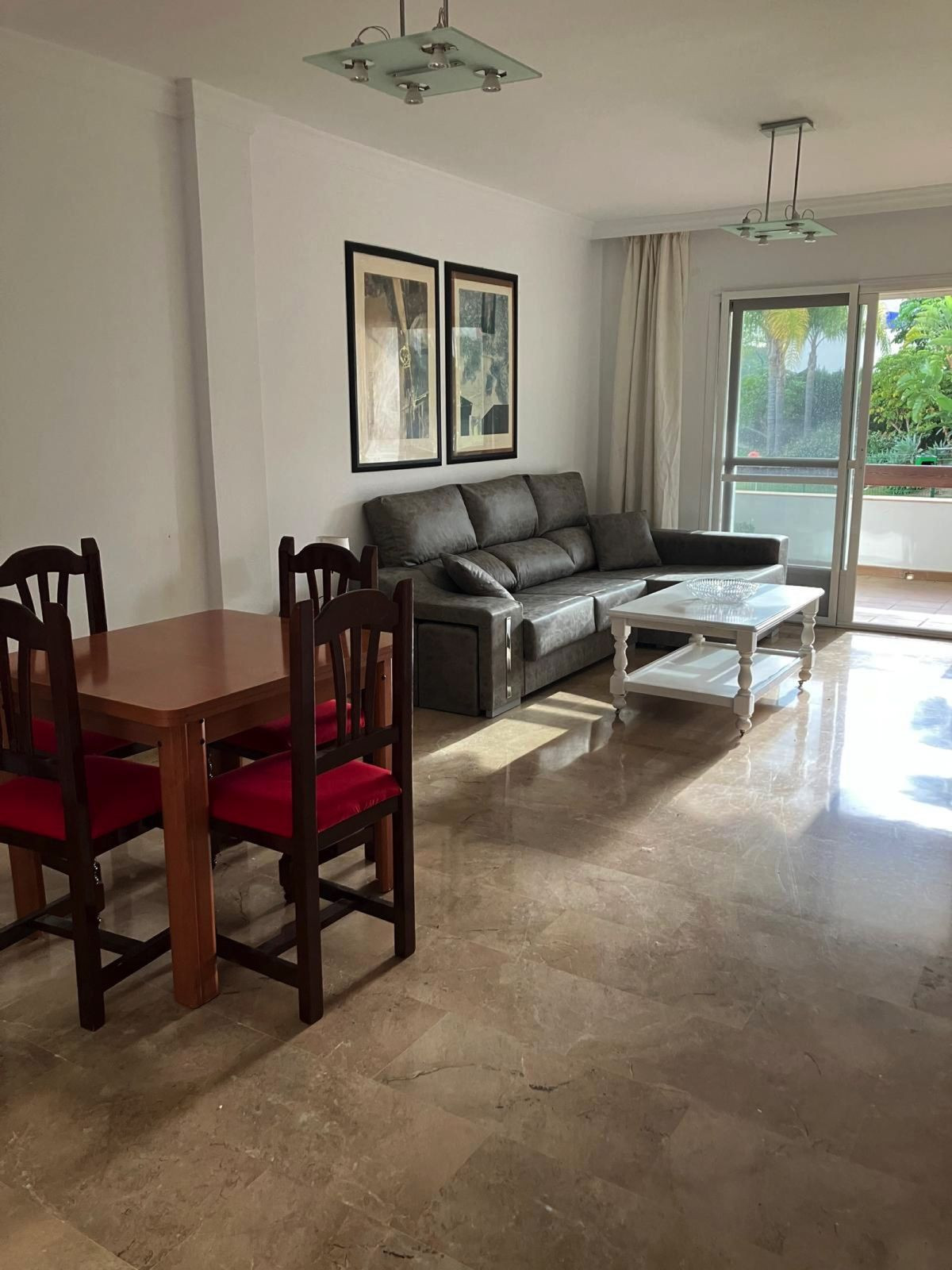 Duplex te koop in Estepona | 2 slaapkamers H5378338