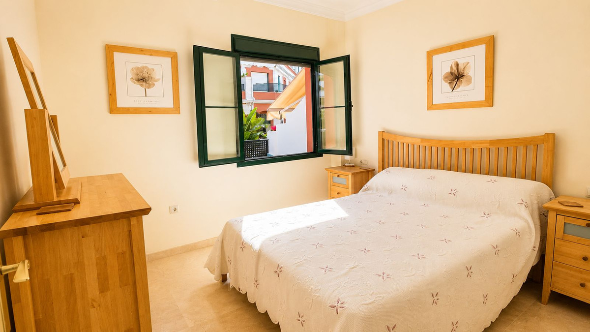 Appartement te koop in Estepona | 2 slaapkamers H5378950