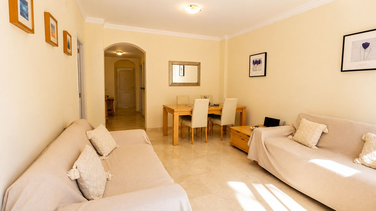 Appartement te koop in Estepona | 2 slaapkamers H5378950