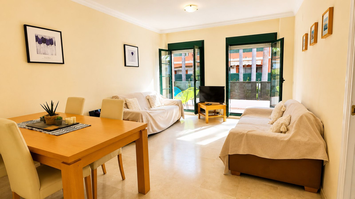 Appartement te koop in Estepona | 2 slaapkamers H5378950