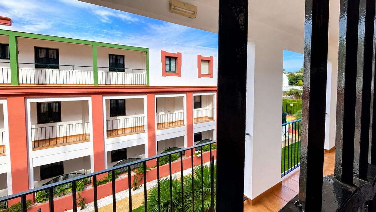 Appartement te koop in Estepona | 2 slaapkamers H5378950