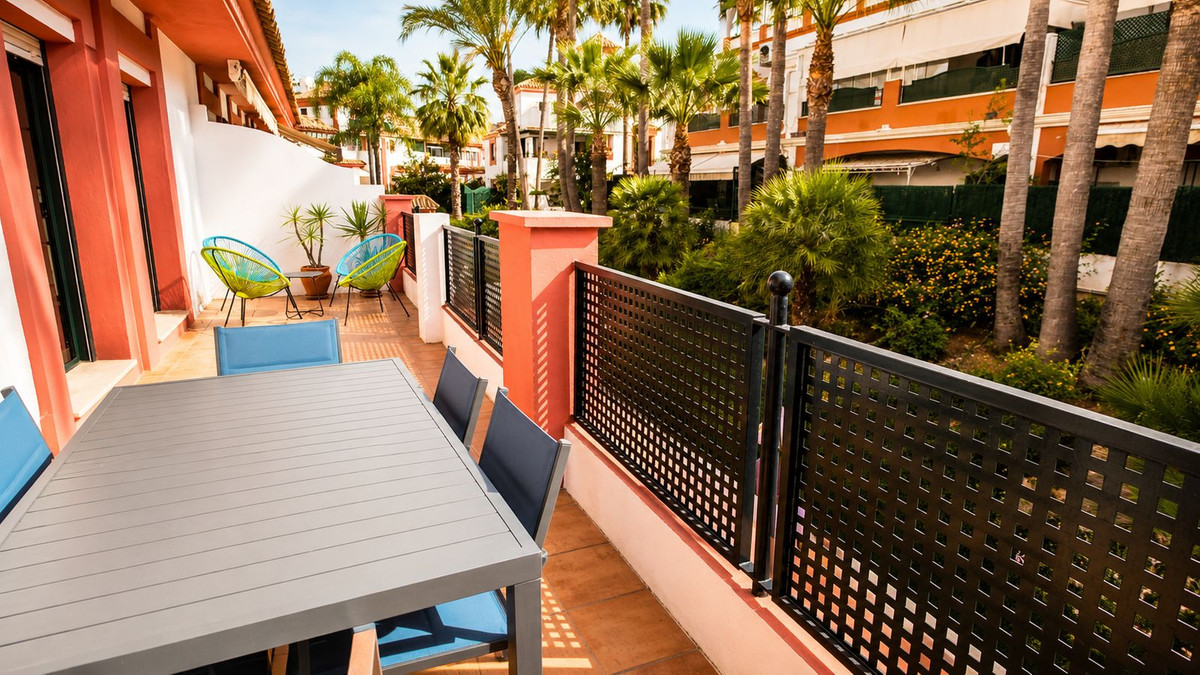 Appartement te koop in Estepona | 2 slaapkamers H5378950